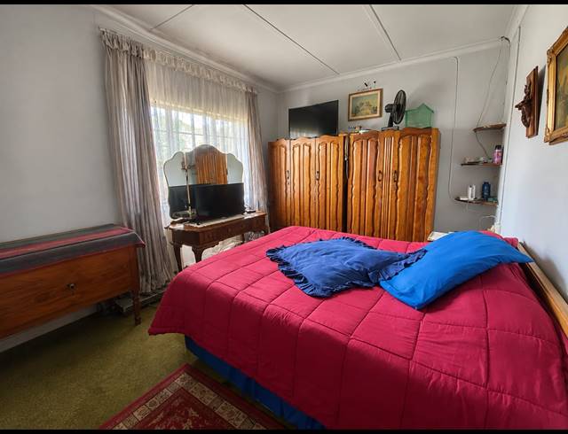3 BEDROOM HOUSE FOR SALE IN VANDERBIJLPARK CE 2